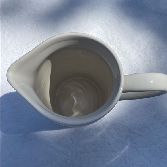 Rae Dunn Iced Tea pitcher - Picture 5 of 5